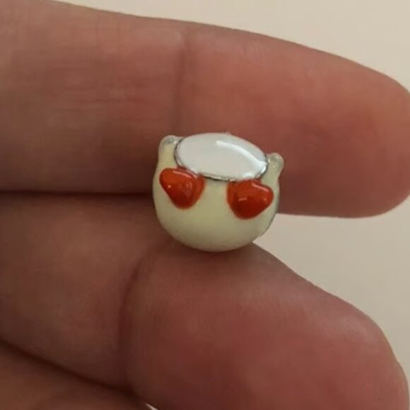 Samantha Angry Birds Hatchling Charm - Picture 4 of 5